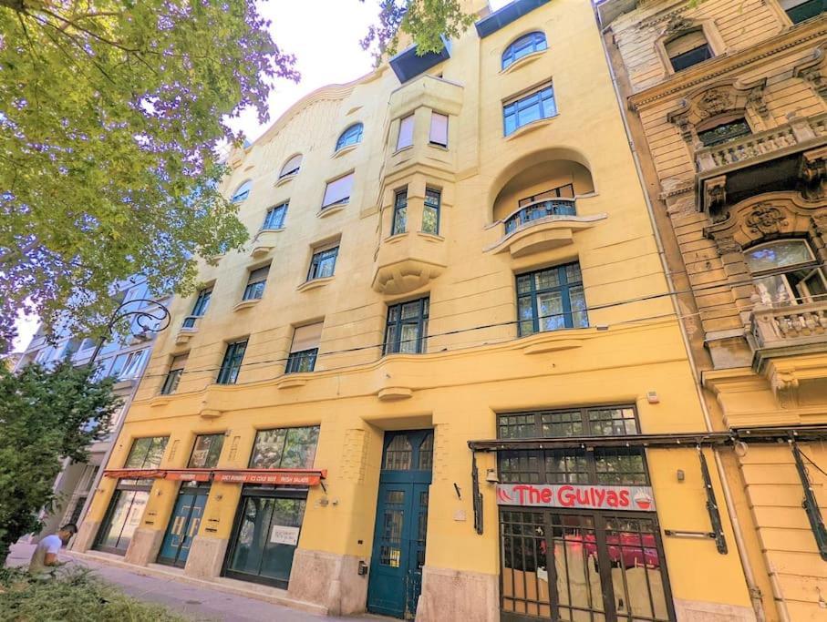 Stylish & Cozy - Purple Apartman